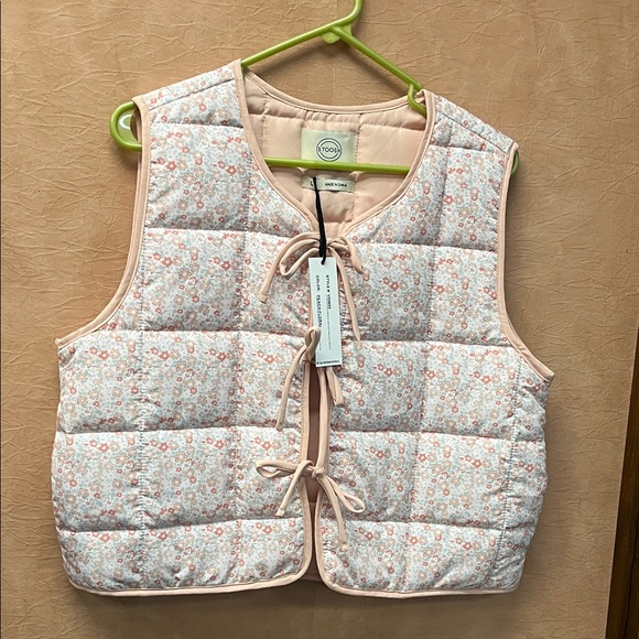Stoosh pink/ Peach Floral Vest - Picture 1 of 4